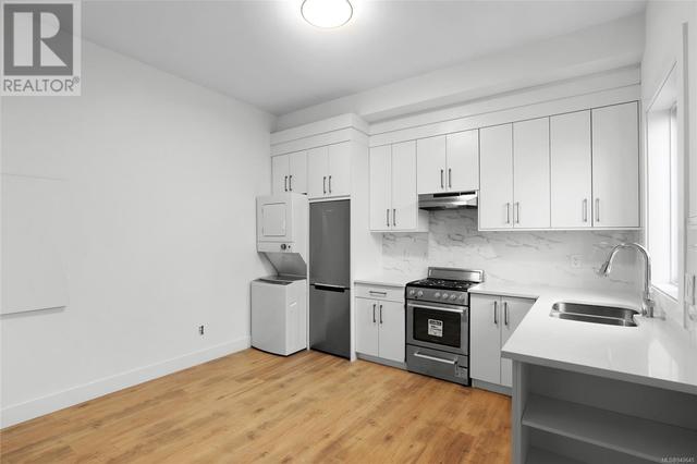Suite Kitchen/Living Area | Image 33