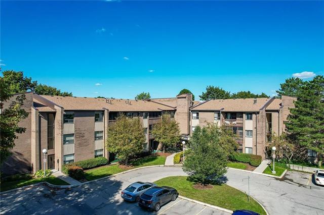 313 - 300 Everglade Crescent, Condo with 2 bedrooms, 2 bathrooms and 1 parking in London ON | Image 1