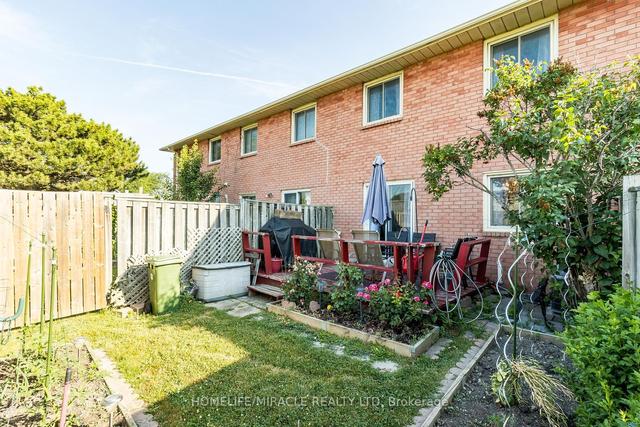 6 - 280 Limeridge Rd, Townhouse with 3 bedrooms, 3 bathrooms and 2 parking in Hamilton ON | Image 15