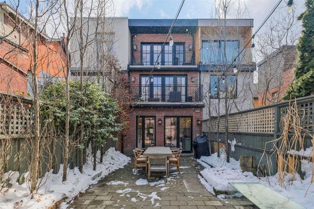276 Carlton St, House attached with 4 bedrooms, 3 bathrooms and 1 parking in Toronto ON | Image 32