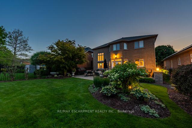 215 Valridge Dr, House detached with 4 bedrooms, 5 bathrooms and 4 parking in Hamilton ON | Image 35
