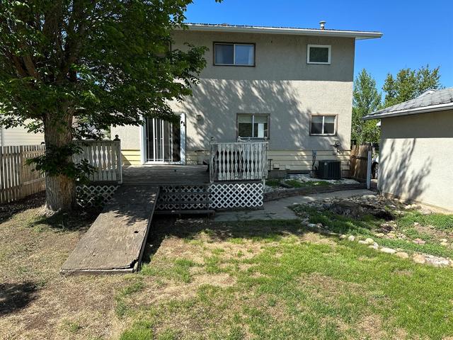 9725 82 Avenue, House detached with 4 bedrooms, 1 bathrooms and 3 parking in Peace River AB | Image 28