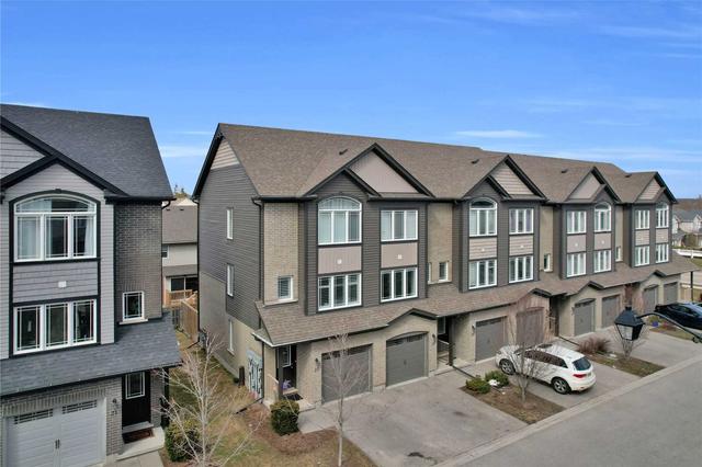 23 - 12 Poplar Dr, Townhouse with 3 bedrooms, 2 bathrooms and 2 parking in Cambridge ON | Image 12
