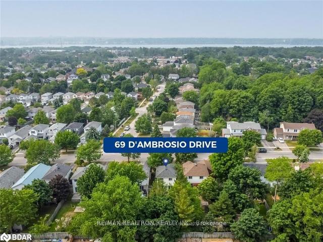69 D'ambrosio Dr, House detached with 3 bedrooms, 2 bathrooms and 4 parking in Barrie ON | Image 6