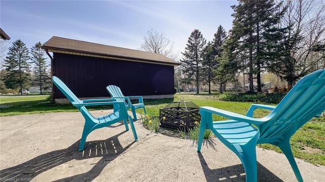 302 Sauk Court, House detached with 3 bedrooms, 1 bathrooms and 3 parking in Huron Kinloss ON | Image 7
