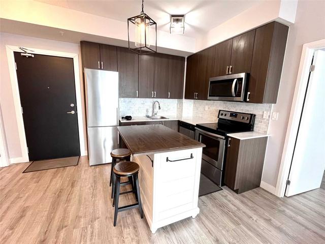1012 - 22 East Haven Dr, Condo with 2 bedrooms, 2 bathrooms and 1 parking in Toronto ON | Image 12