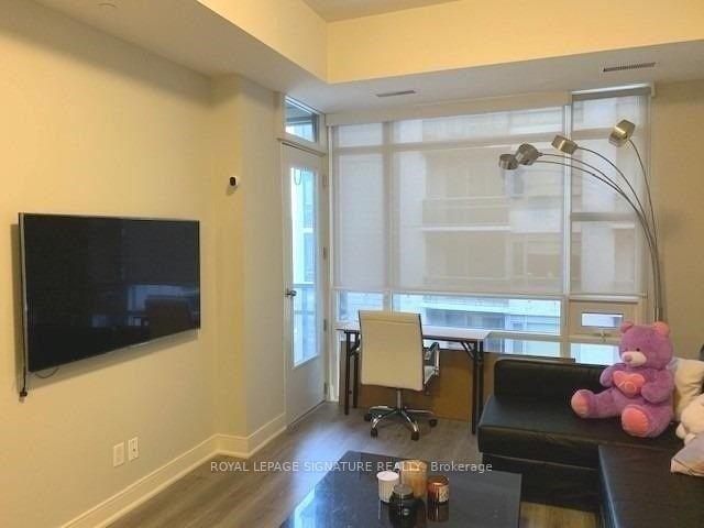 1110 - 150 Main St W, Condo with 1 bedrooms, 1 bathrooms and 1 parking in Hamilton ON | Image 2