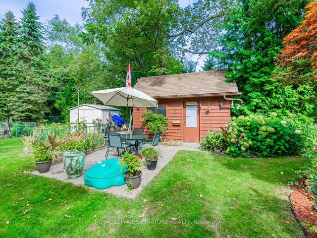 60 Brumwell St, House detached with 3 bedrooms, 3 bathrooms and 8 parking in Toronto ON | Image 28
