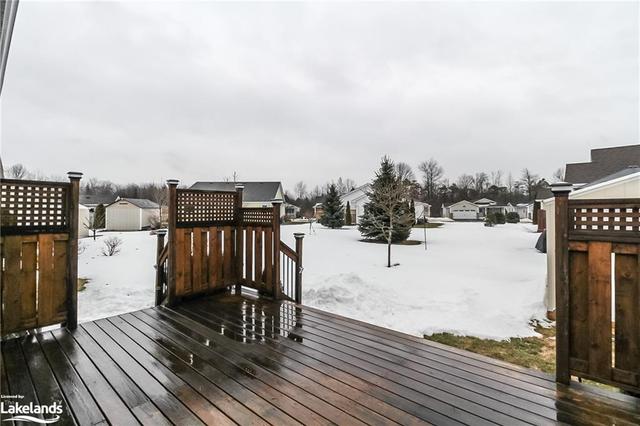 11 Marvin Gardens Boulevard, House detached with 2 bedrooms, 2 bathrooms and 4 parking in Wasaga Beach ON | Image 24