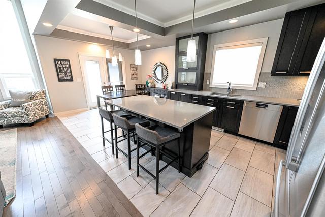 11322 Cypress Way, House detached with 4 bedrooms, 3 bathrooms and 4 parking in Grande Prairie AB | Image 5