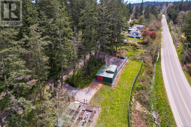 4850 Elk Rd, House detached with 4 bedrooms, 2 bathrooms and 8 parking in Saanich BC | Image 9