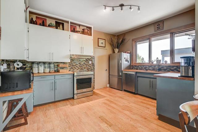 1316 17a Street Nw, House detached with 6 bedrooms, 3 bathrooms and 3 parking in Calgary AB | Image 12
