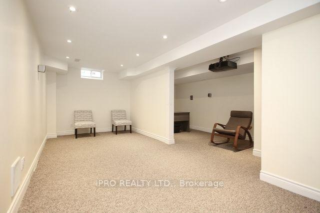 24 Big Hill Cres, House detached with 4 bedrooms, 4 bathrooms and 4 parking in Vaughan ON | Image 3