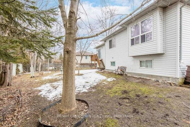62 Caribou Tr, House detached with 2 bedrooms, 3 bathrooms and 6 parking in Wasaga Beach ON | Image 5