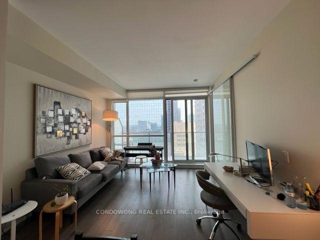 1803 - 770 Bay St, Condo with 1 bedrooms, 1 bathrooms and 1 parking in Toronto ON | Image 1
