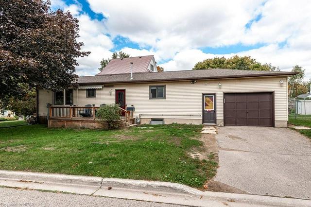 253 Tracy Street, House detached with 3 bedrooms, 2 bathrooms and 2 parking in St. Marys ON | Image 36