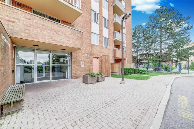 809 - 15 Sewells Rd, Condo with 2 bedrooms, 1 bathrooms and 1 parking in Toronto ON | Image 17