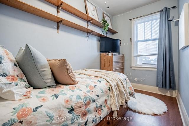 287 Sixth St, House attached with 3 bedrooms, 2 bathrooms and 1 parking in Toronto ON | Image 15