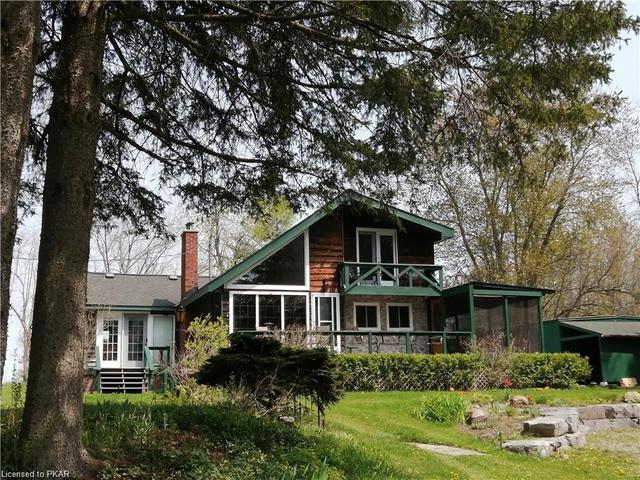 321 Cedar Bank Road, House detached with 3 bedrooms, 1 bathrooms and 20 parking in Otonabee South Monaghan ON | Image 1