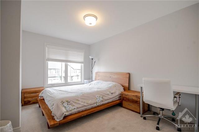 672 Putney Crescent, Townhouse with 3 bedrooms, 3 bathrooms and 3 parking in Ottawa ON | Image 13