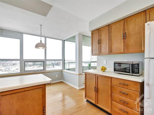 1503 - 1500 Riverside Drive, Condo with 2 bedrooms, 2 bathrooms and 1 parking in Ottawa ON | Image 18