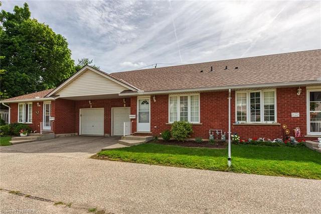 5 - 45 Applewood Drive, House attached with 2 bedrooms, 2 bathrooms and 2 parking in Brantford ON | Image 23