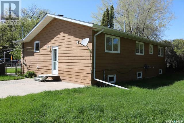 405 Lalonde Street, House detached with 4 bedrooms, 3 bathrooms and null parking in Whitewood SK | Image 44