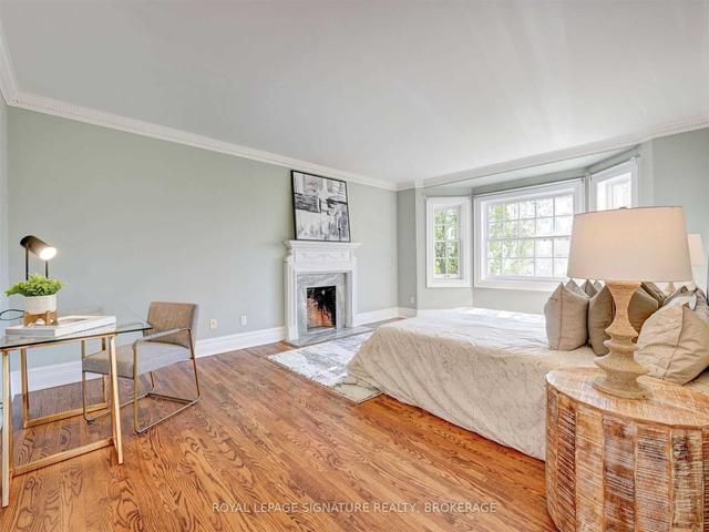 70 Clarendon Ave, House detached with 5 bedrooms, 6 bathrooms and 5 parking in Toronto ON | Image 14