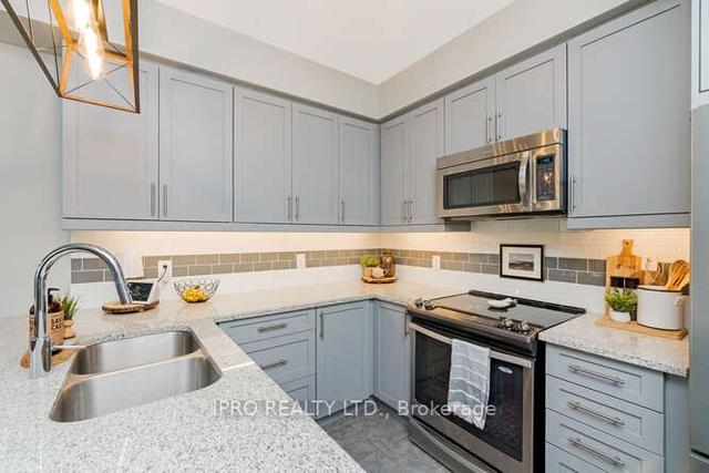 206 - 277 Gatwick Dr, Townhouse with 2 bedrooms, 2 bathrooms and 2 parking in Oakville ON | Image 29