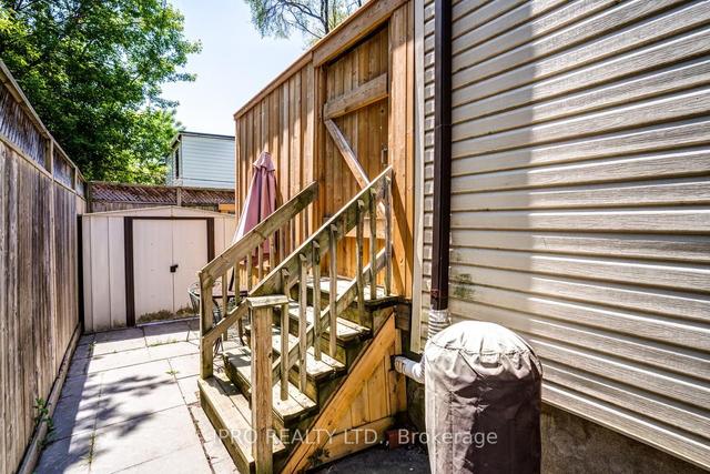 1531 Queen St E, House semidetached with 3 bedrooms, 4 bathrooms and 0 parking in Toronto ON | Image 29