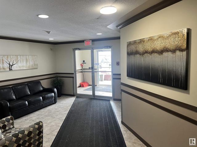 302 - 17467 98a Av Nw, Condo with 1 bedrooms, 1 bathrooms and null parking in Edmonton AB | Image 2
