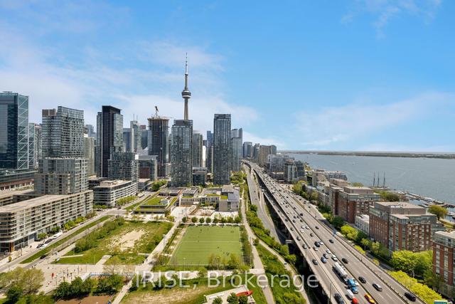 3206 - 75 Queens Wharf Rd, Condo with 3 bedrooms, 2 bathrooms and 1 parking in Toronto ON | Image 7