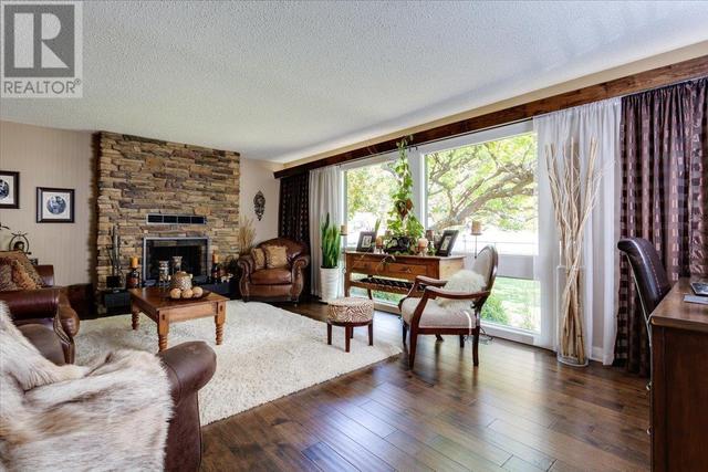 2840 Boyd Road, House detached with 3 bedrooms, 2 bathrooms and 10 parking in Kelowna BC | Image 6