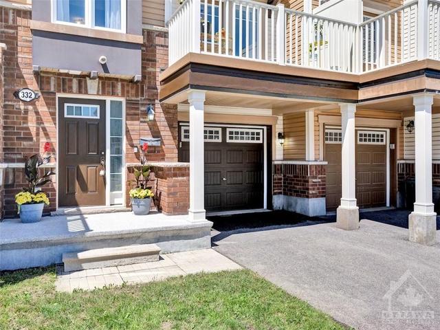 332 Sweet Grass Circle, Townhouse with 2 bedrooms, 2 bathrooms and 3 parking in Ottawa ON | Image 3