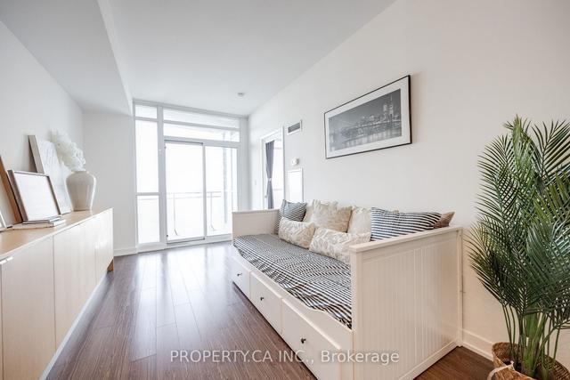4710 - 21 Iceboat Terr, Condo with 1 bedrooms, 1 bathrooms and 0 parking in Toronto ON | Image 32
