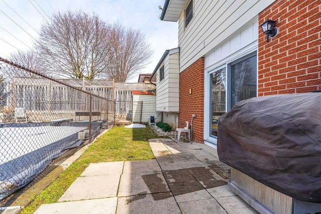 506 Charrington Ave, House detached with 4 bedrooms, 3 bathrooms and 2 parking in Oshawa ON | Image 35