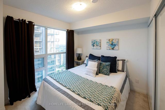 2510 - 30 Meadowglen Pl, Condo with 2 bedrooms, 2 bathrooms and 1 parking in Toronto ON | Image 4
