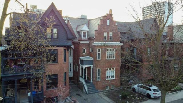 80 Madison Ave, House detached with 8 bedrooms, 5 bathrooms and 2 parking in Toronto ON | Image 12