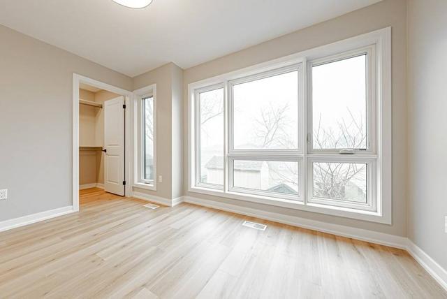 back - 58 East 24th St, House detached with 2 bedrooms, 1 bathrooms and 3 parking in Hamilton ON | Image 13