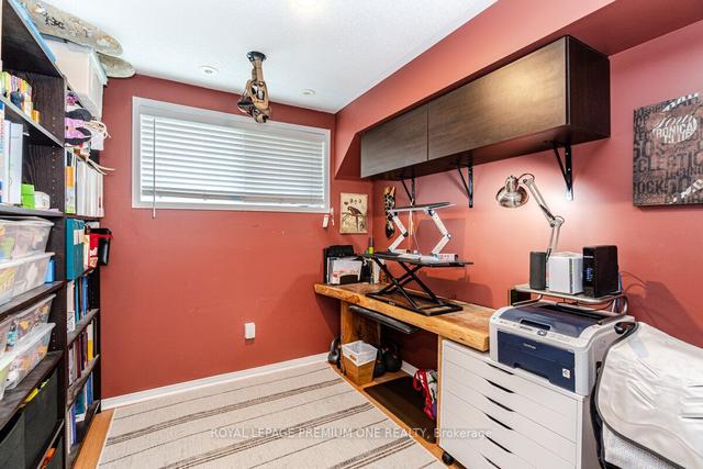 16 - 20 Turntable Cres, Townhouse with 3 bedrooms, 2 bathrooms and 2 parking in Toronto ON | Image 29