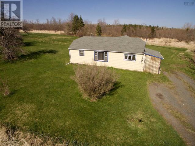 140 Scotch Hill Road Road, House detached with 3 bedrooms, 1 bathrooms and null parking in Pictou, Subd. A NS | Image 2