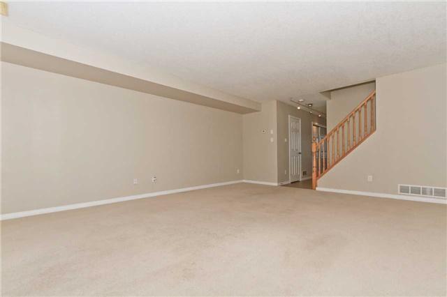 7A - 50 Howe Dr, Townhouse with 3 bedrooms, 2 bathrooms and 1 parking in Kitchener ON | Image 11