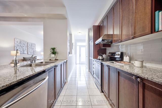 231 South Unionville Ave, House attached with 4 bedrooms, 3 bathrooms and 3 parking in Markham ON | Image 3