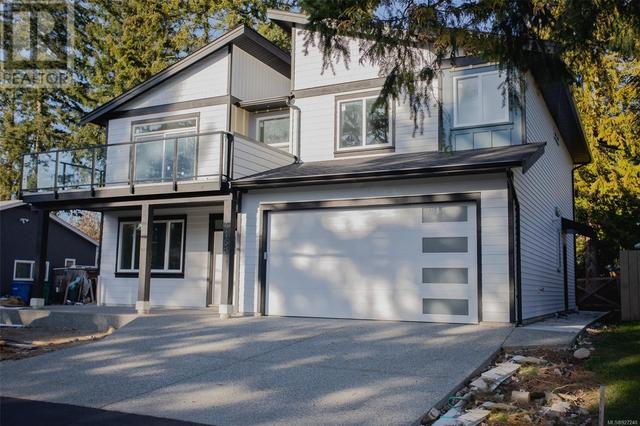 4168 Uplands Dr, House detached with 6 bedrooms, 4 bathrooms and 2 parking in Nanaimo BC | Image 1