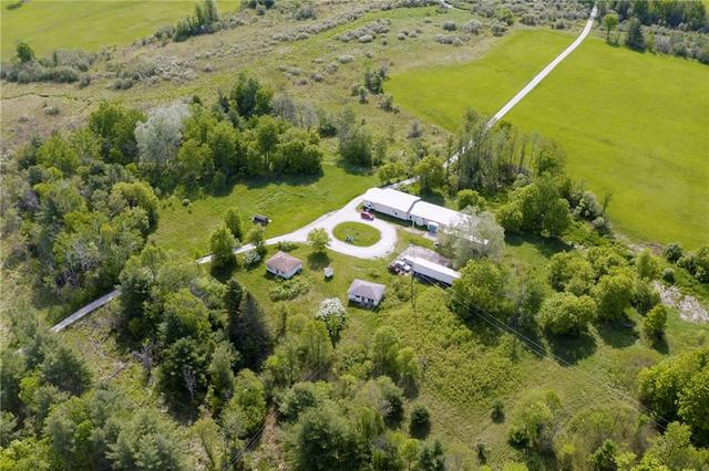 796 Brooke Valley Road, House detached with 3 bedrooms, 3 bathrooms and 6 parking in Tay Valley ON | Image 1