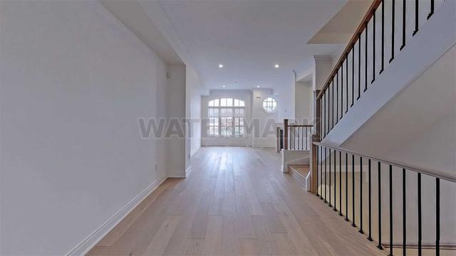3879b Bloor St W, House attached with 3 bedrooms, 2 bathrooms and 2 parking in Toronto ON | Image 5
