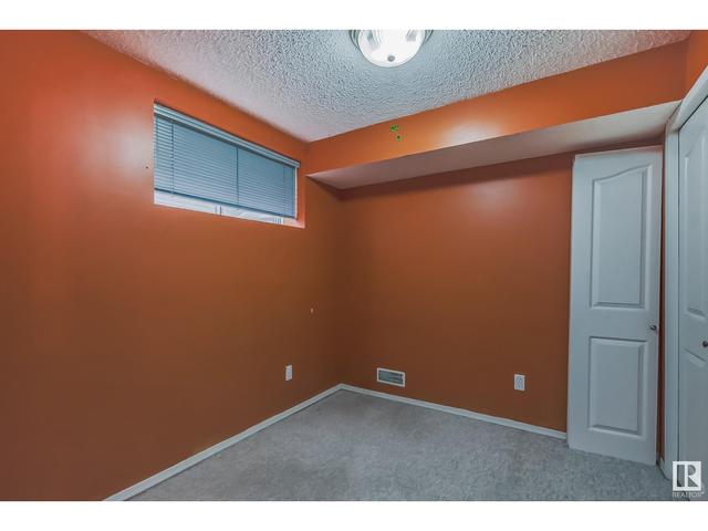 17053 113 St Nw, House attached with 3 bedrooms, 2 bathrooms and null parking in Edmonton AB | Image 44