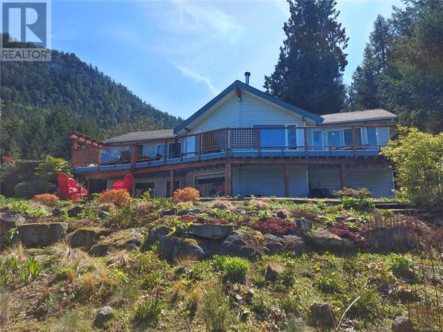 175 Mt. Erskine Dr, House detached with 3 bedrooms, 3 bathrooms and 2 parking in Saltspring Island BC | Image 2