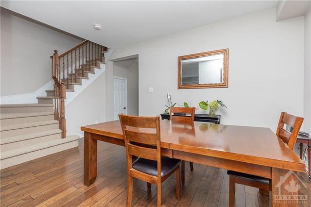 47 Tapadero Avenue, Townhouse with 3 bedrooms, 4 bathrooms and 3 parking in Ottawa ON | Image 4