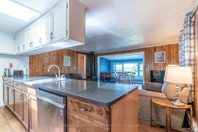 70 Antiquary Rd, House detached with 2 bedrooms, 1 bathrooms and 3 parking in Kawartha Lakes ON | Image 17